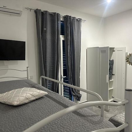 D&A Appartament Барі Екстер'єр фото